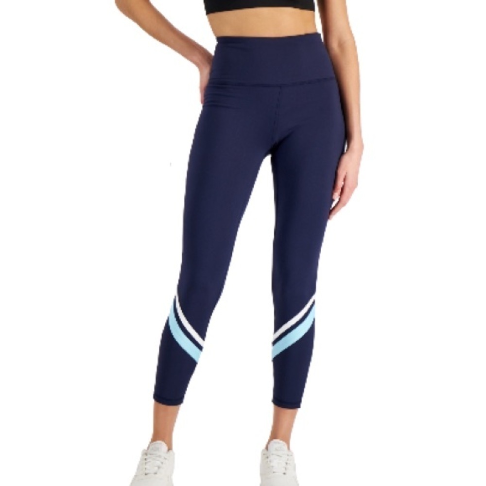 ID Ideology Plus Size Striped Side Pocket 7/8
Leggings, 2X pants